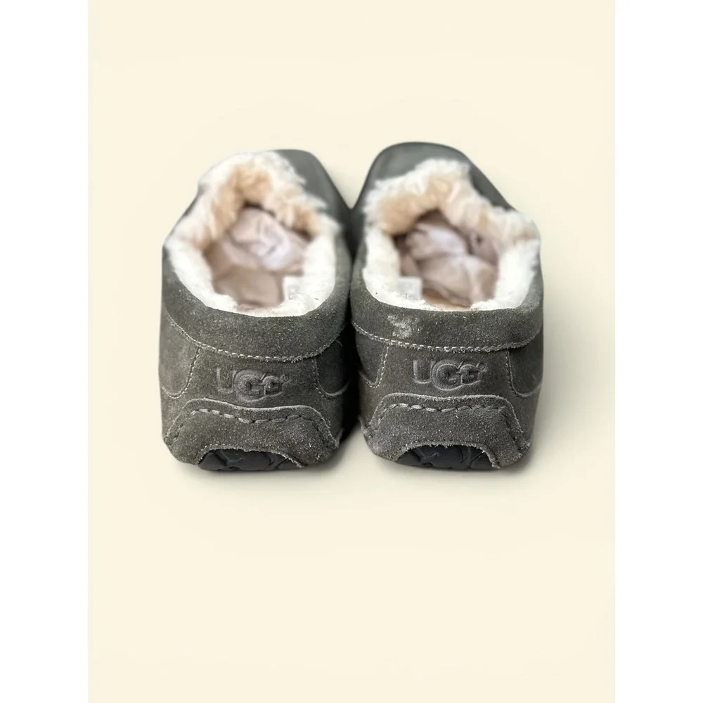 UGG Ascot Slipper Size 9 Charcoal Gray Suede Shearling Lined Moccasin 110111